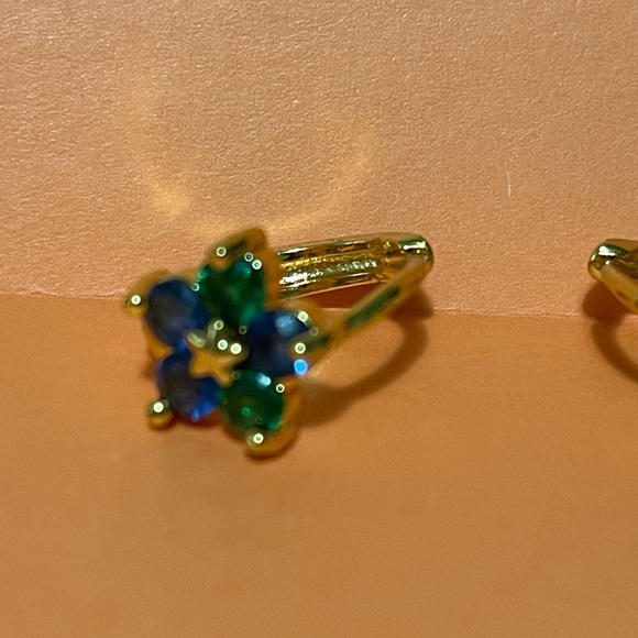 🦩girls earrings 🦩 - Picture 8 of 10